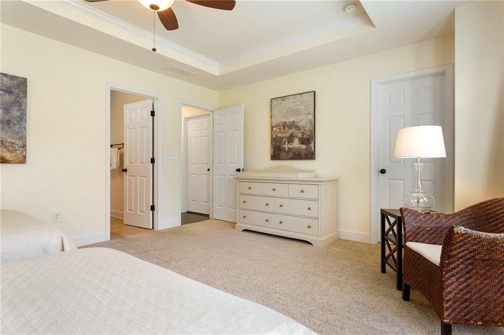 3276 Ferncliff Lane