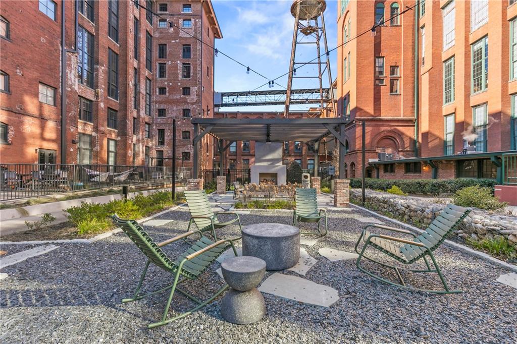 170 Boulevard SE Unit 101E