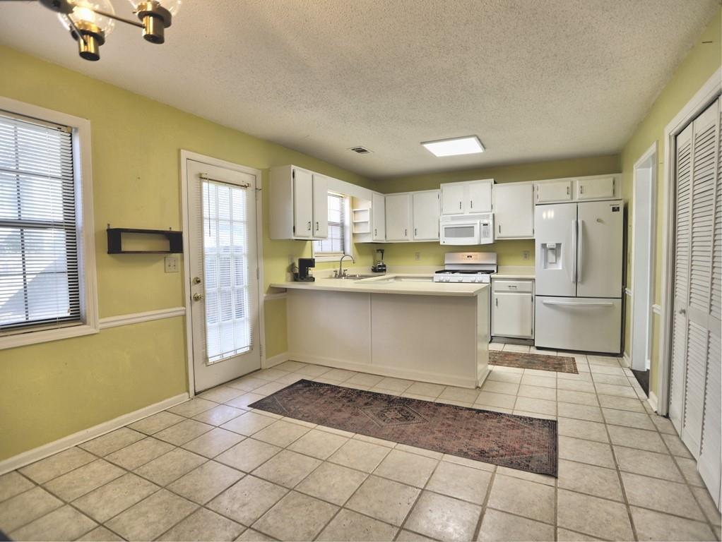 2095 Sand Wedge Circle NW