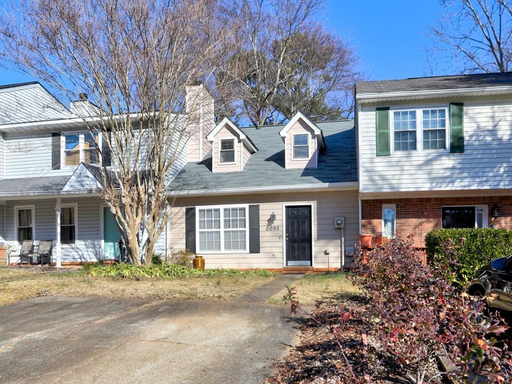2095 Sand Wedge Circle NW