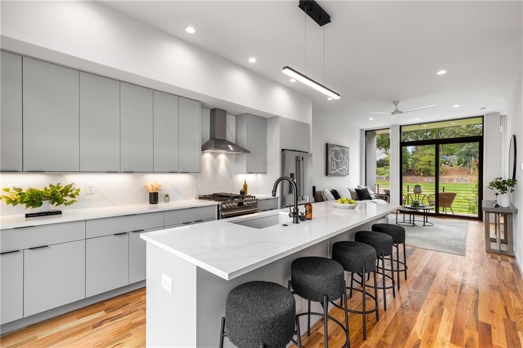 105 Georgia Avenue SE Unit 2