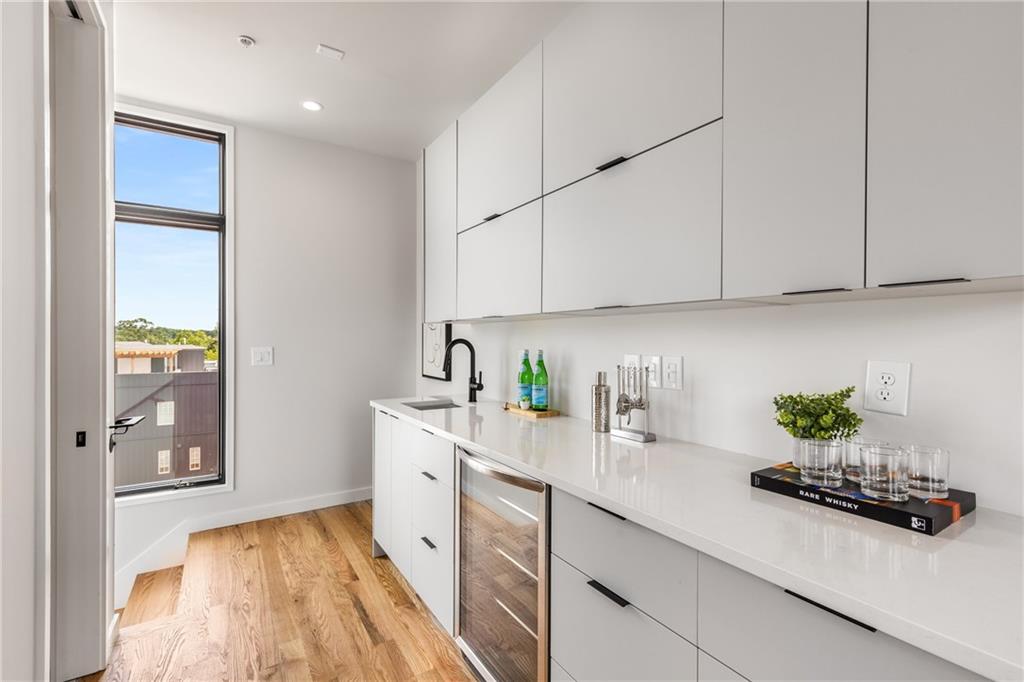 105 Georgia Avenue SE Unit 2