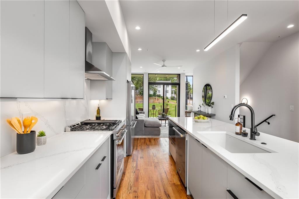 105 Georgia Avenue SE Unit 2
