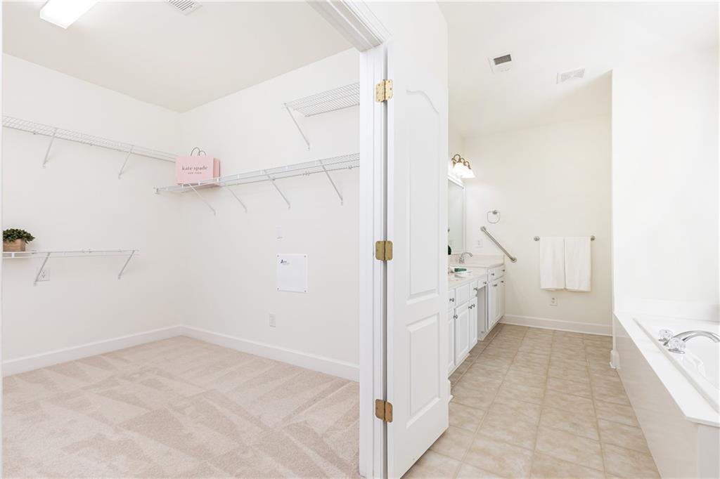 3325 Olivia Court