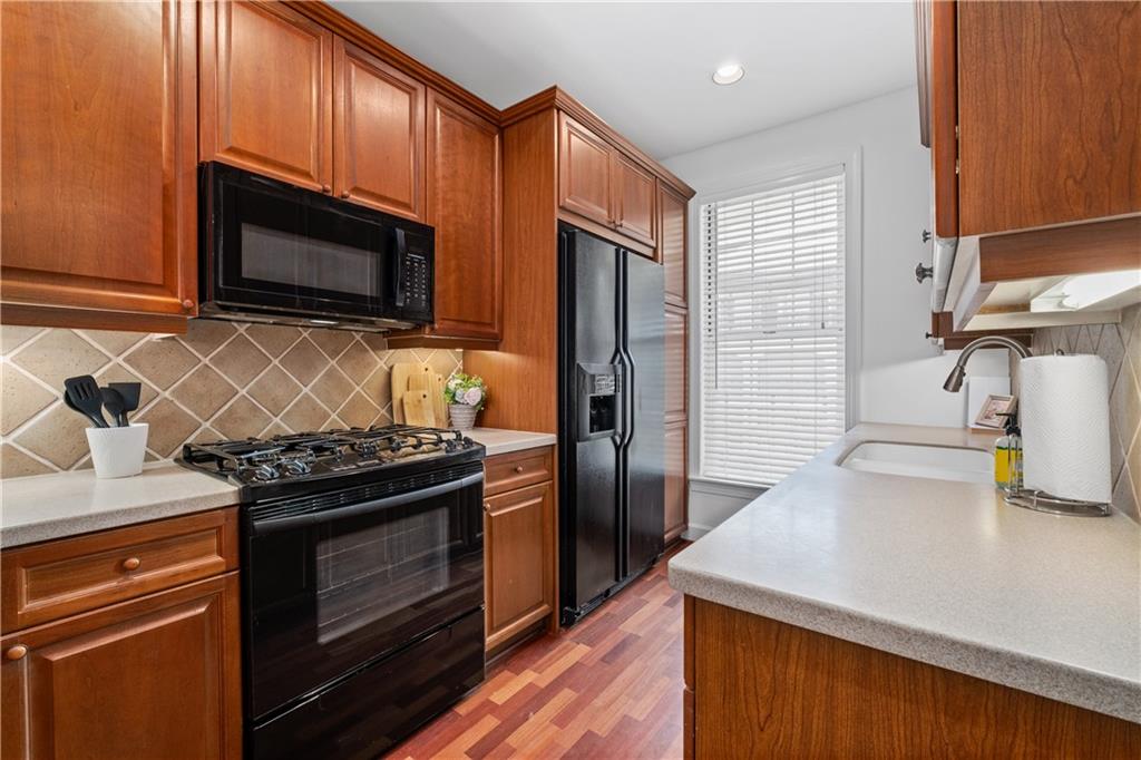 3101 Howell Mill Road NW Unit 206