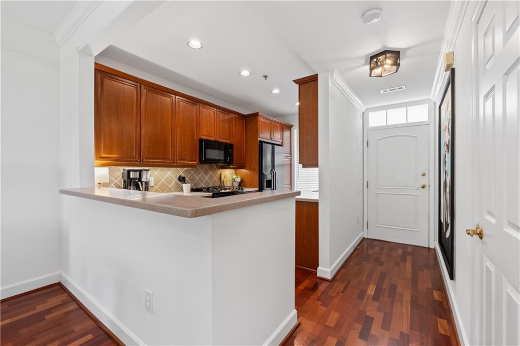 3101 Howell Mill Road NW Unit 206