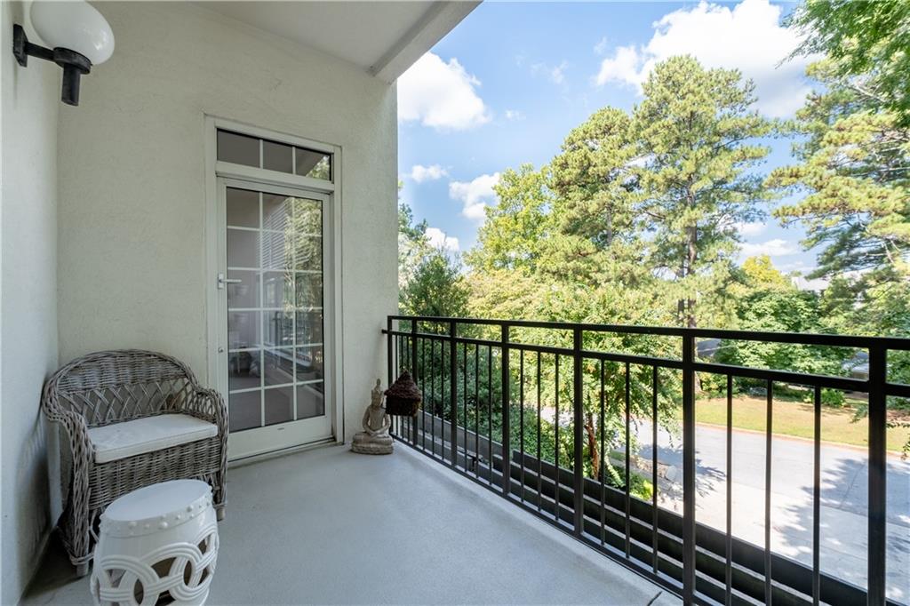 3101 Howell Mill Road NW Unit 206