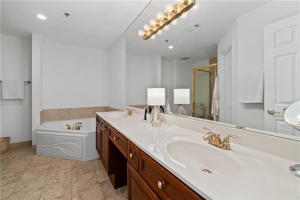 3101 Howell Mill Road NW Unit 206