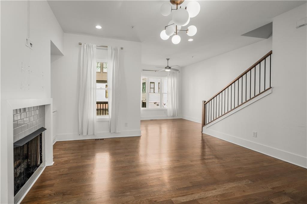 1807 Huntington Hills Lane NW