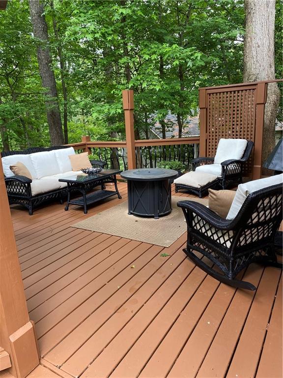 3813 Loch Highland Parkway NE