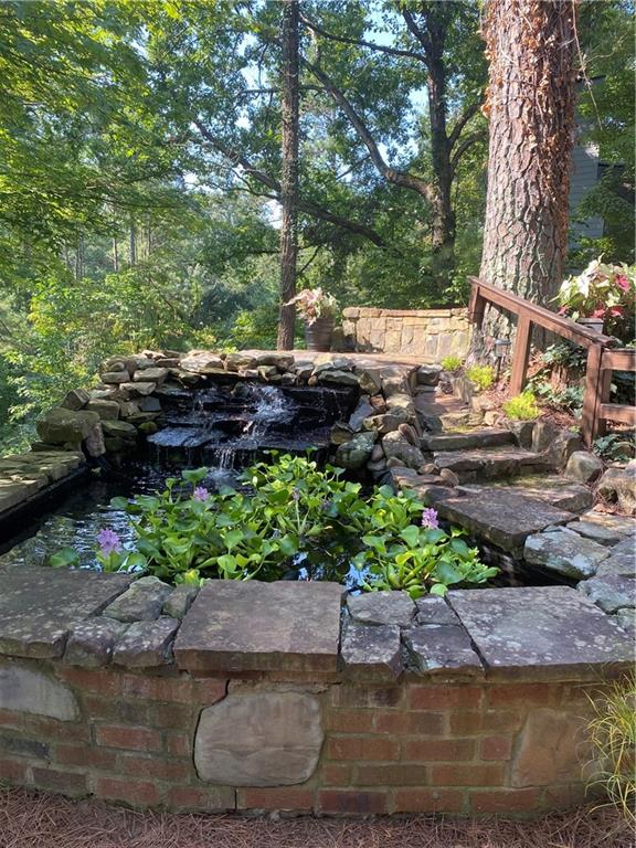 3813 Loch Highland Parkway NE