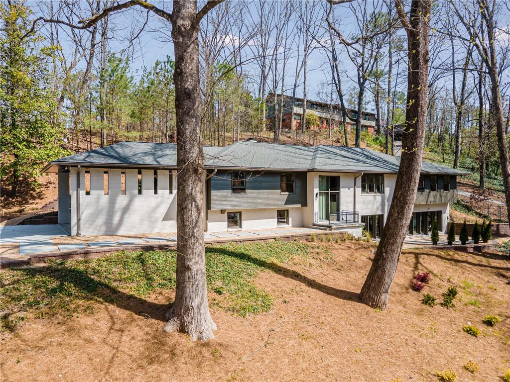 110 Maryeanna Drive NE