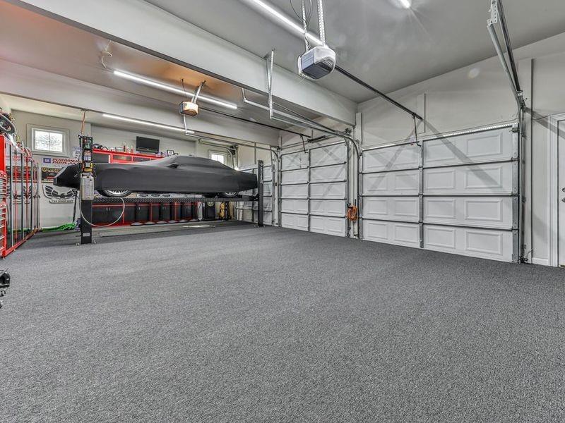 535 Crested Hawk Ridge