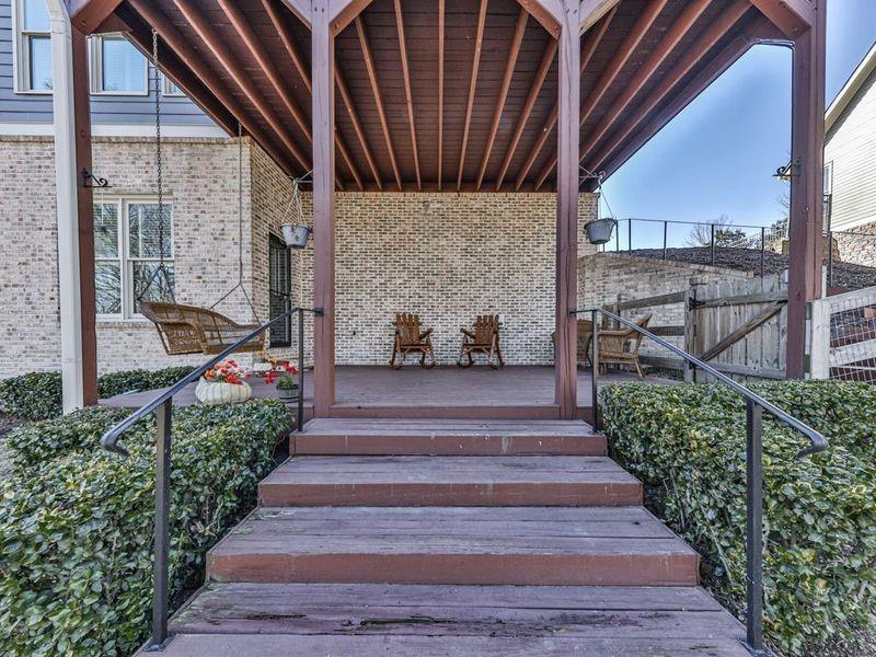 535 Crested Hawk Ridge