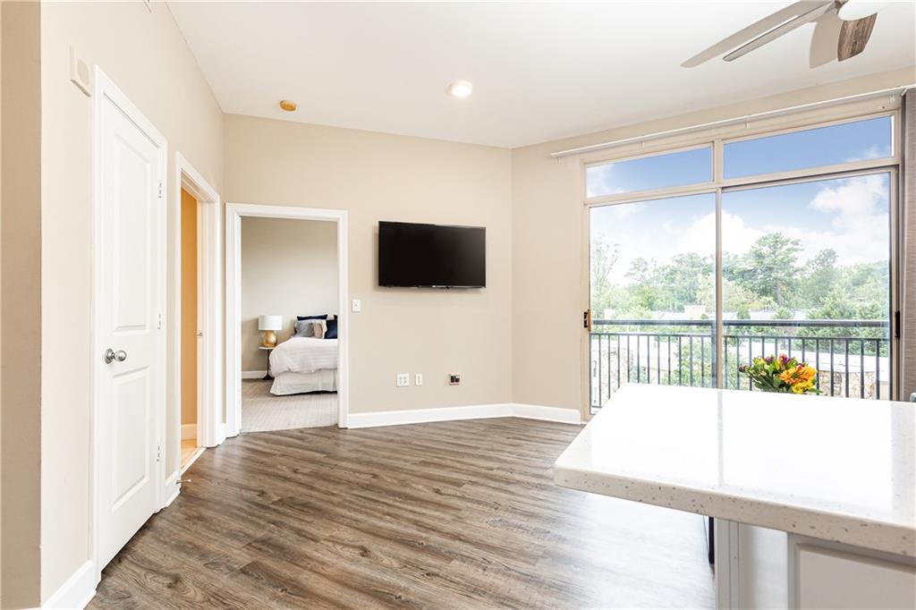 2626 Peachtree Road NW Unit 706