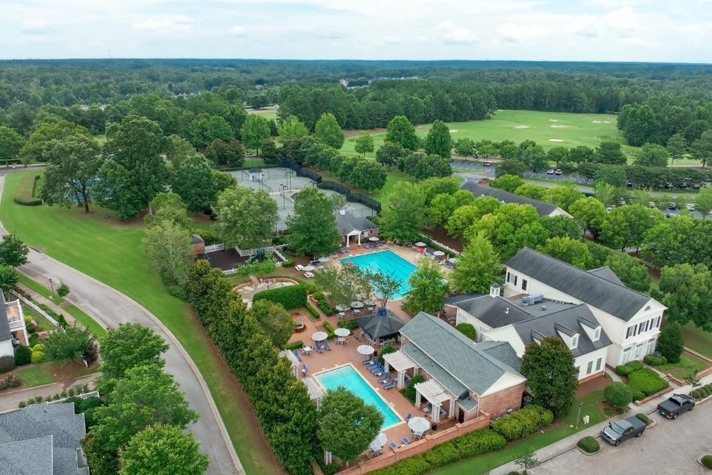 1706 Bent Pine Lane