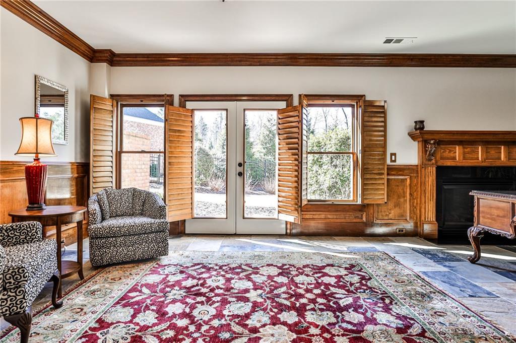620 Elizabeth Oak Court