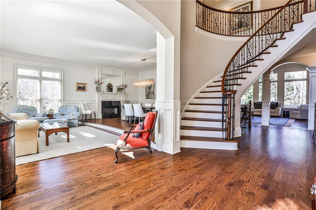 620 Elizabeth Oak Court