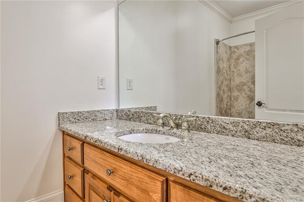 620 Elizabeth Oak Court