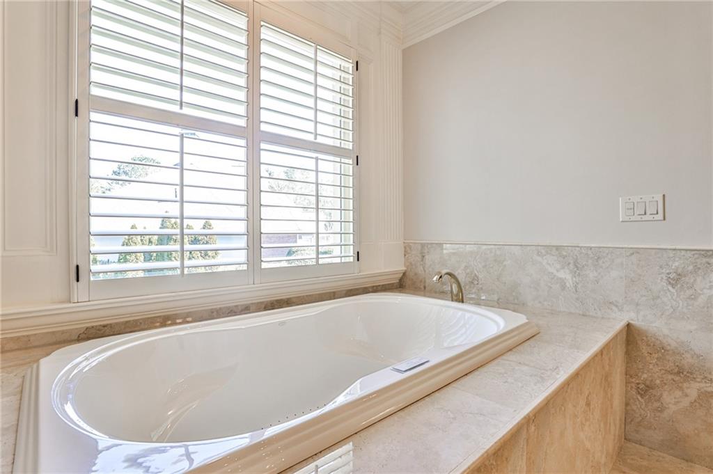 620 Elizabeth Oak Court