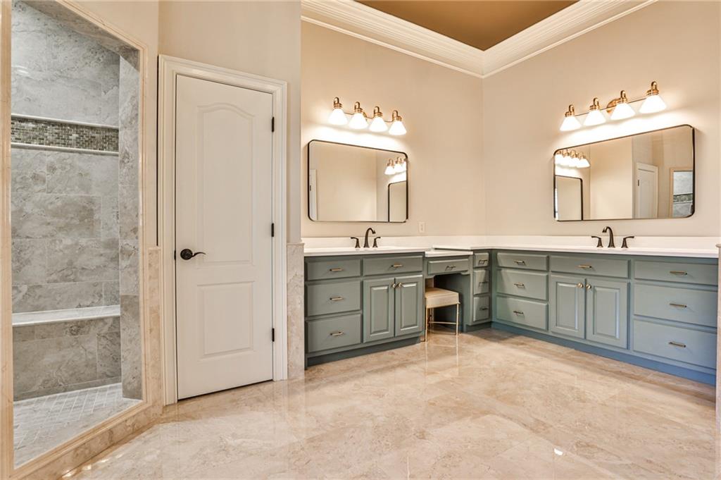 620 Elizabeth Oak Court
