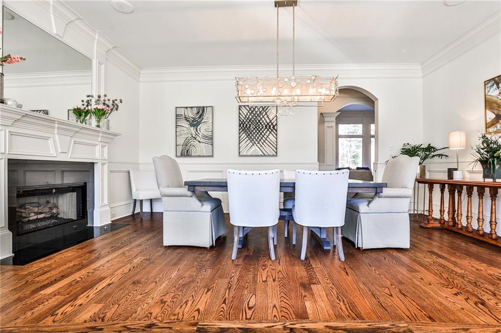 620 Elizabeth Oak Court