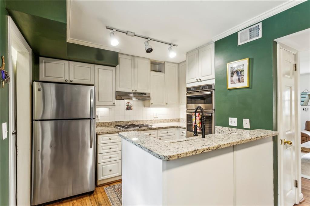 381 10th Street NE Unit 5