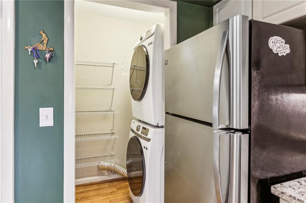 381 10th Street NE Unit 5