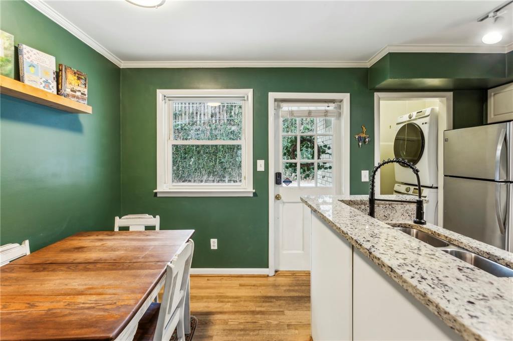 381 10th Street NE Unit 5