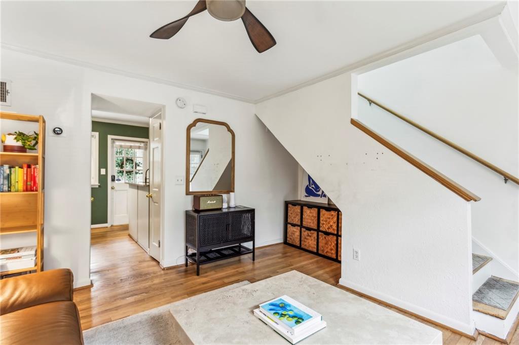 381 10th Street NE Unit 5
