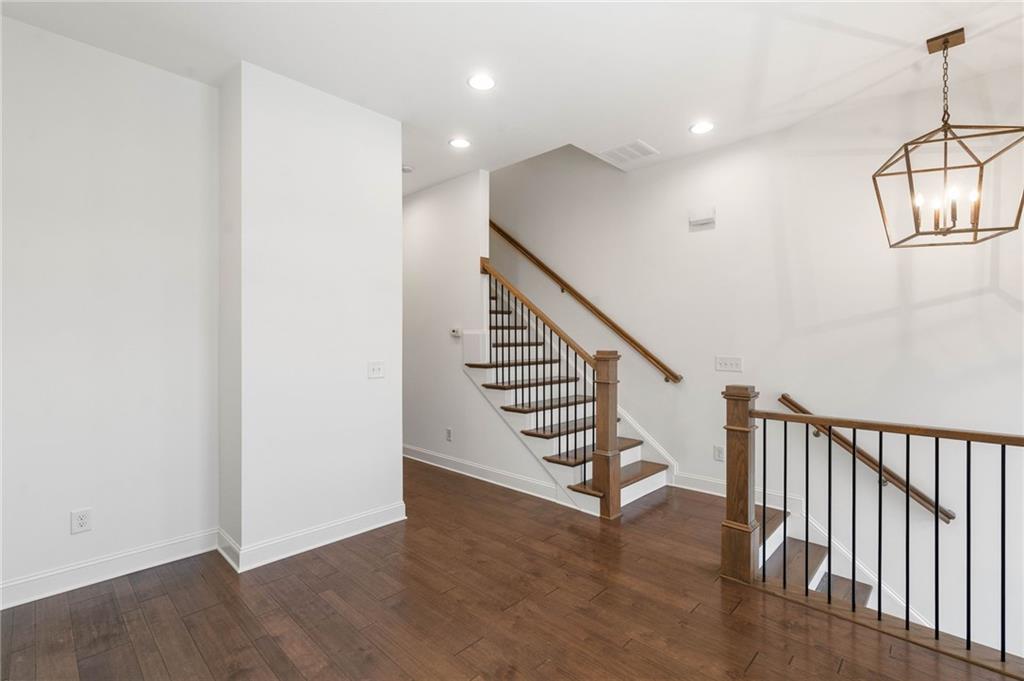 4223 Deming Circle