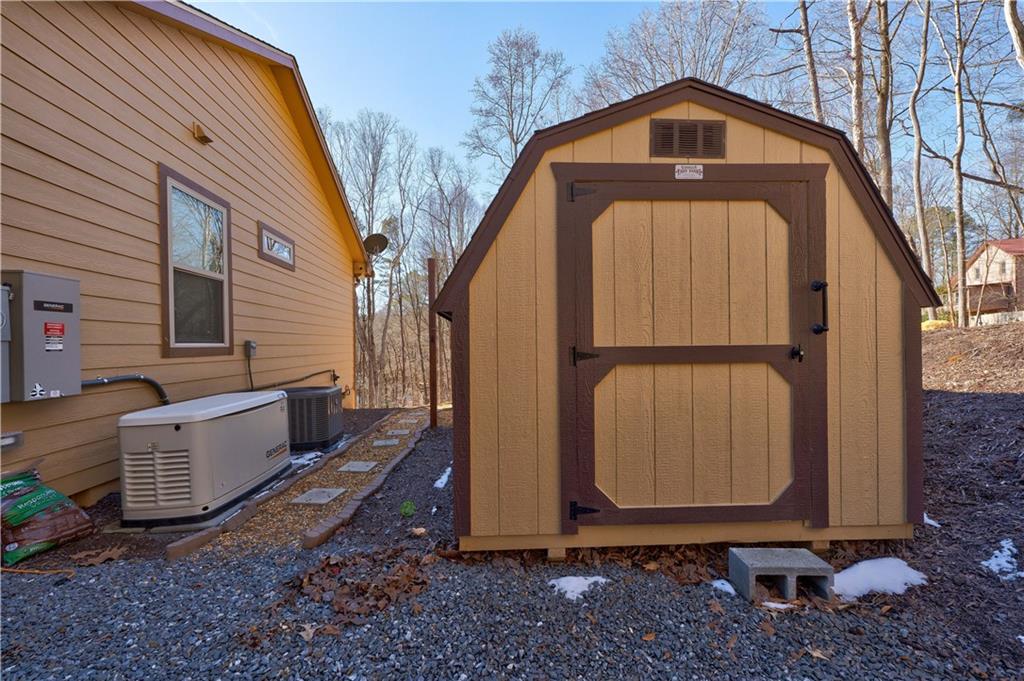 48 Elmwood Circle