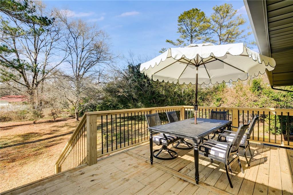 109 Lakeview Drive