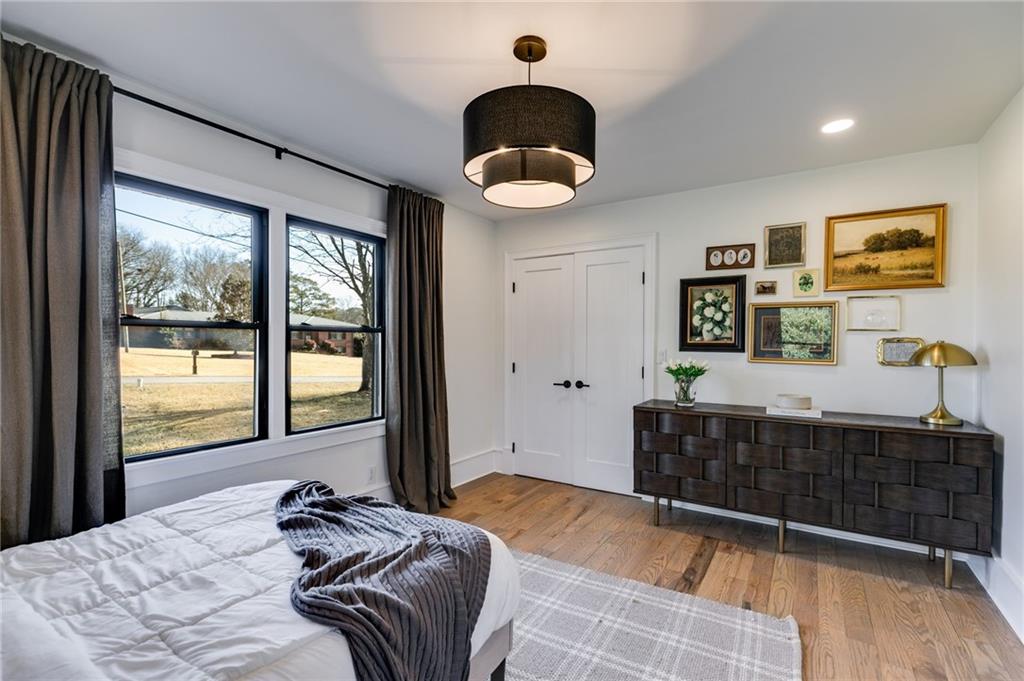 109 Lakeview Drive