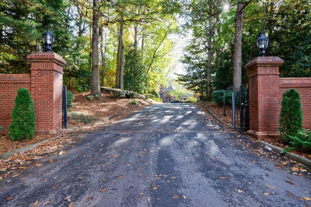 228 Spalding Gates Drive