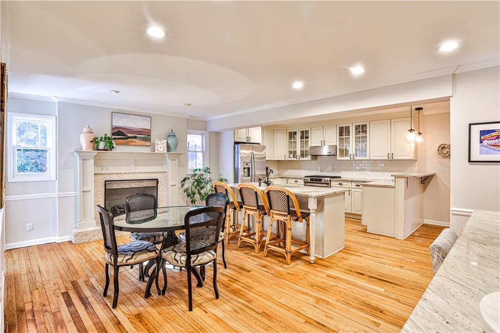 1155 Windsor Parkway