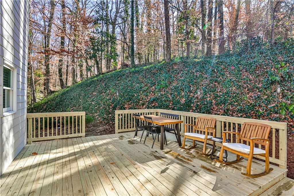 1155 Windsor Parkway