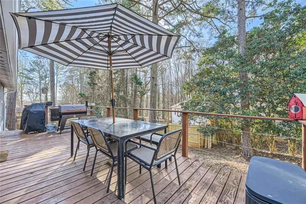 127 Robinhood Drive