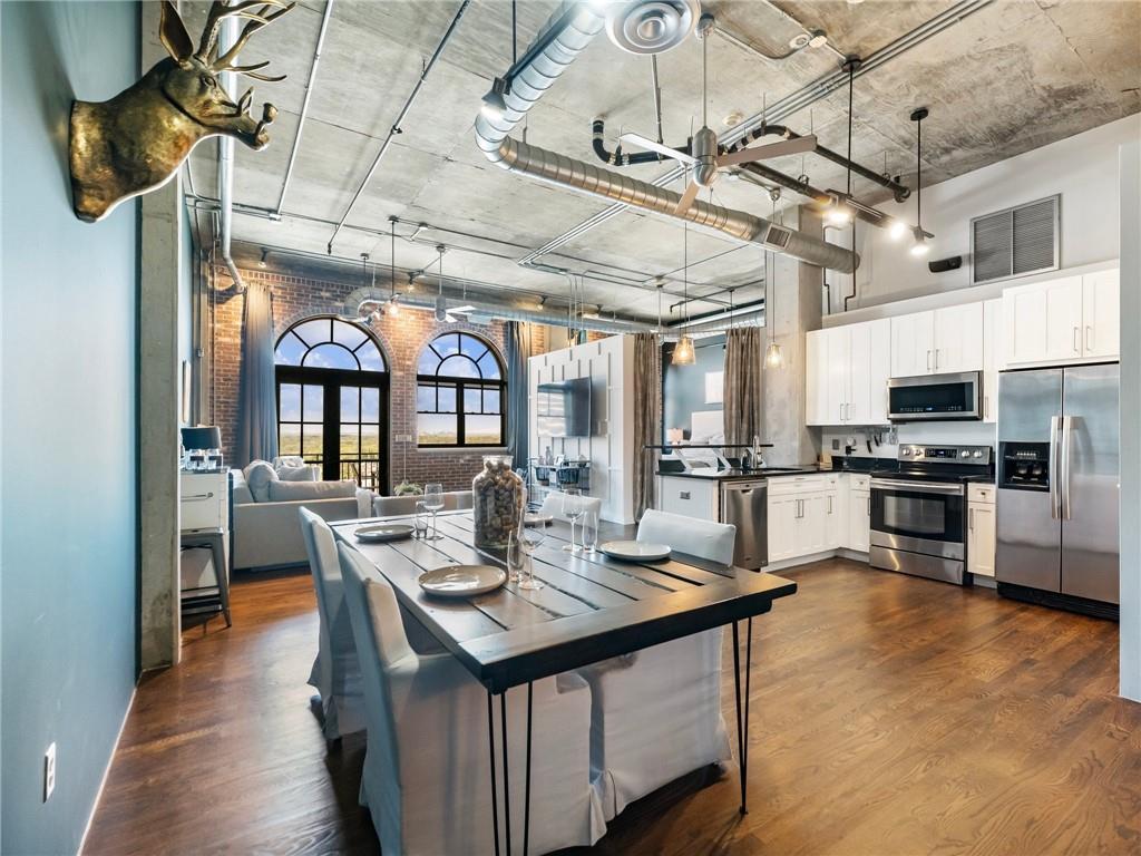 3180 Mathieson Drive NE Unit 1203