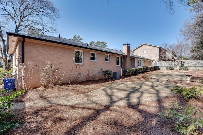 1523 Country Squire Court