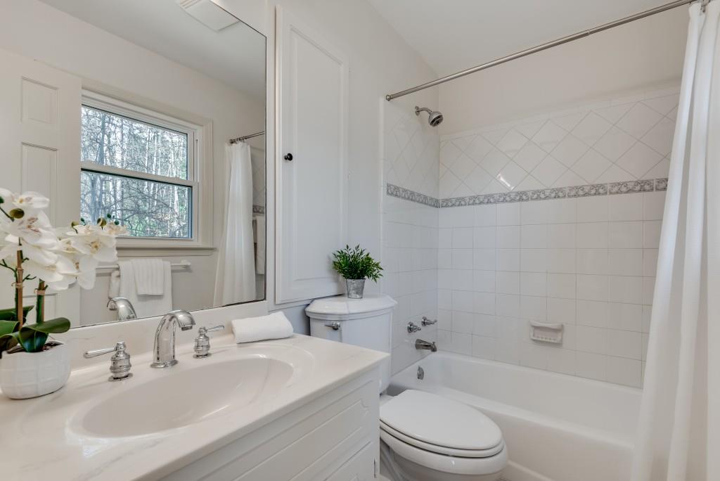 1523 Country Squire Court
