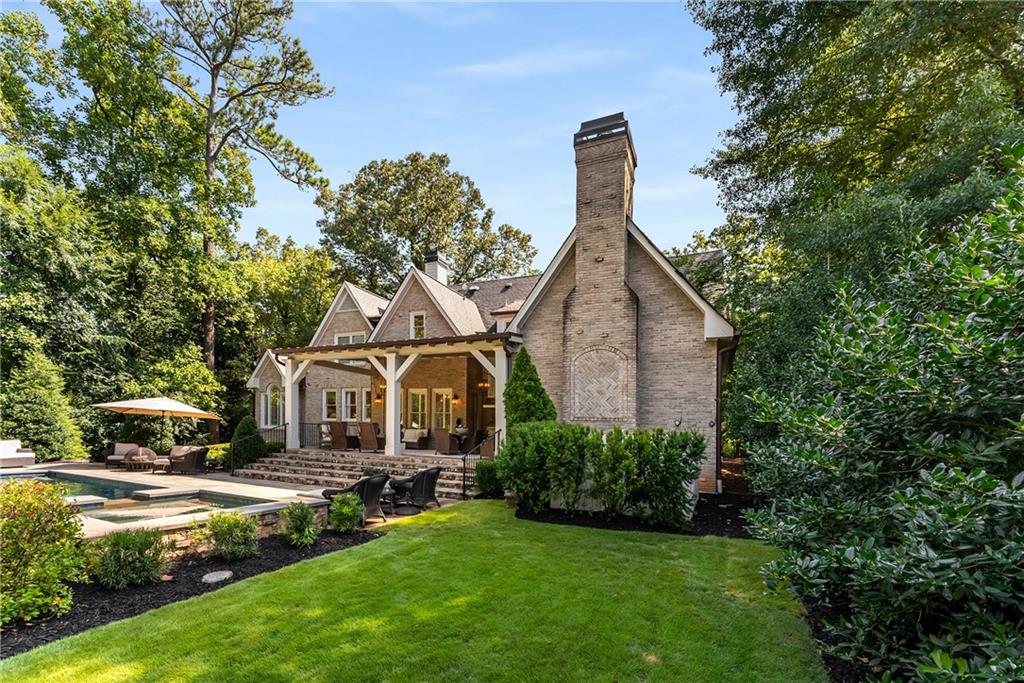 4706 Powers Ferry Road