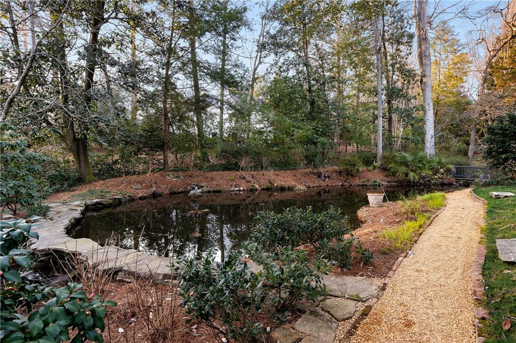 231 Peachtree Battle Avenue NW