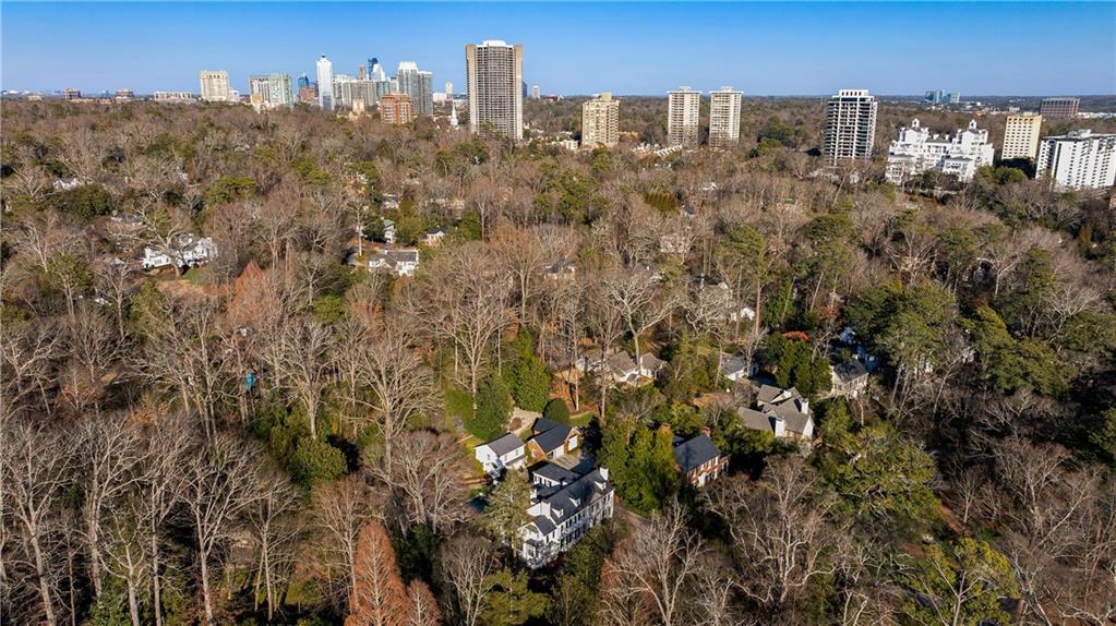 231 Peachtree Battle Avenue NW