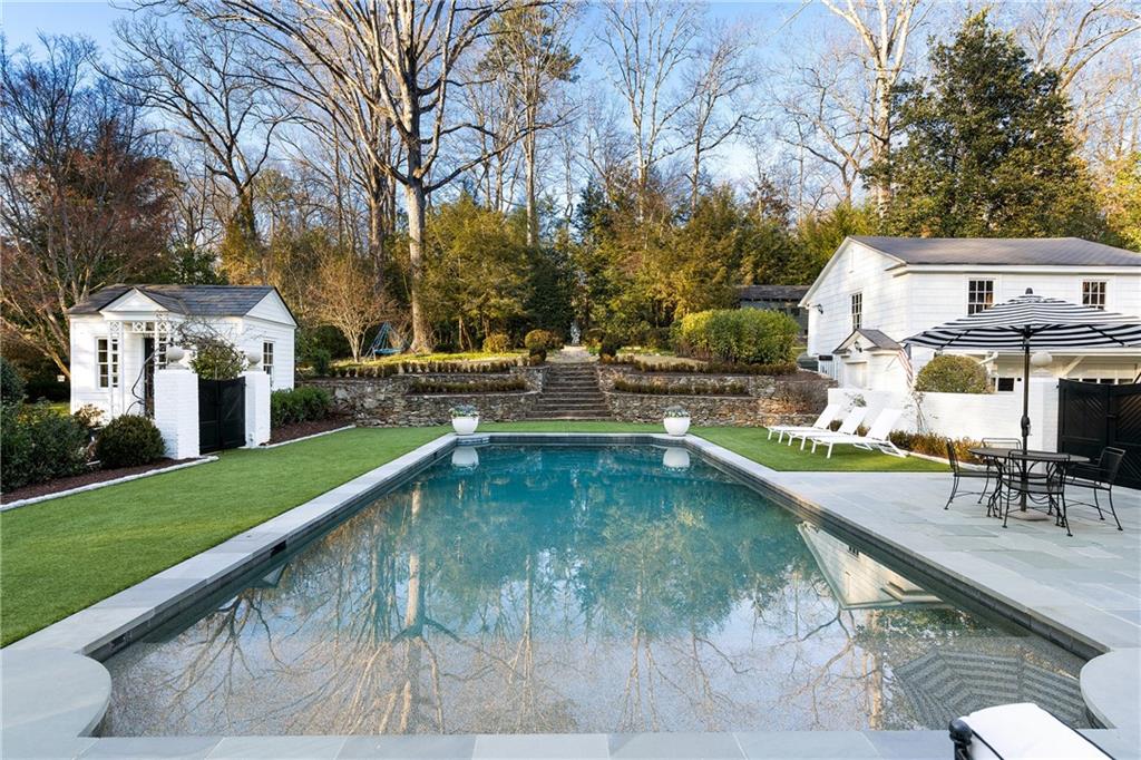 231 Peachtree Battle Avenue NW