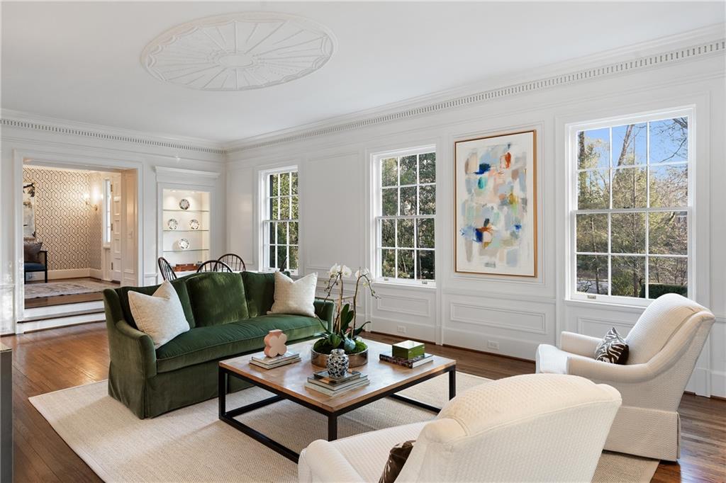 231 Peachtree Battle Avenue NW