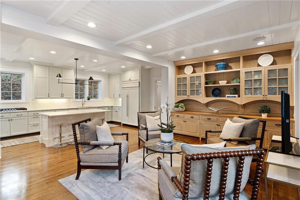 231 Peachtree Battle Avenue NW
