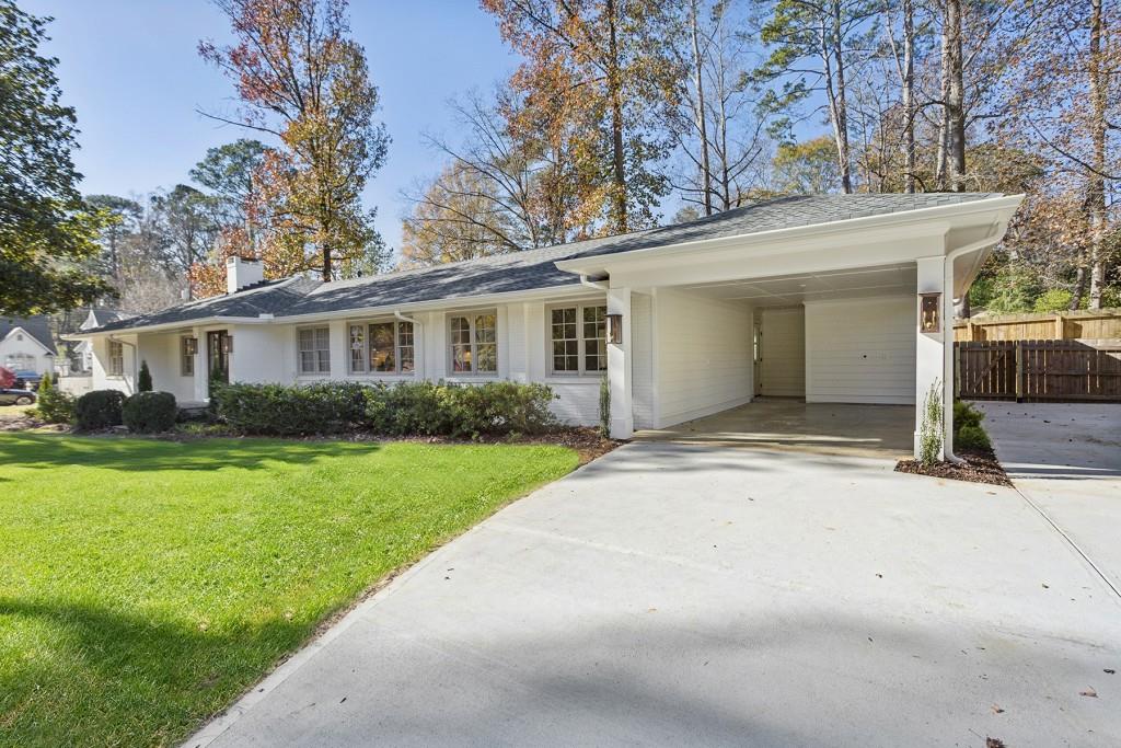 436 Valley Brook Drive NE