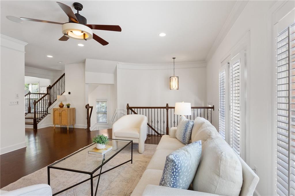 3261 Ferncliff Lane