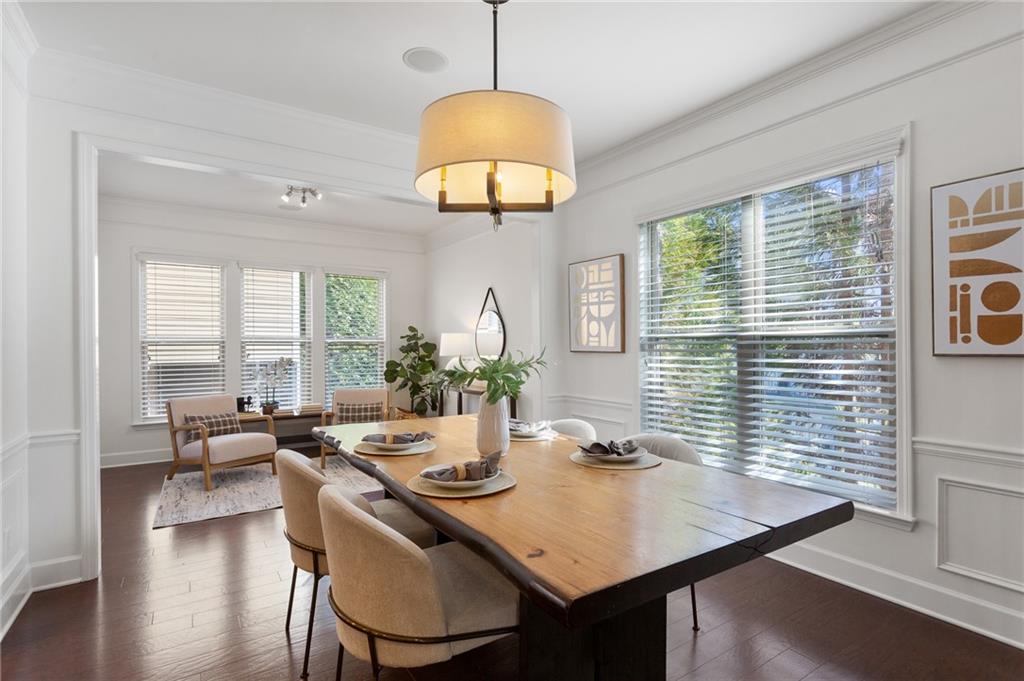 3261 Ferncliff Lane